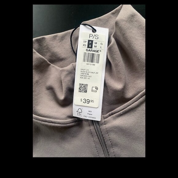 half zip vest - Picture 2 of 2